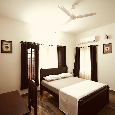 Daffodils Inn Alappuzha المظهر الخارجي الصورة