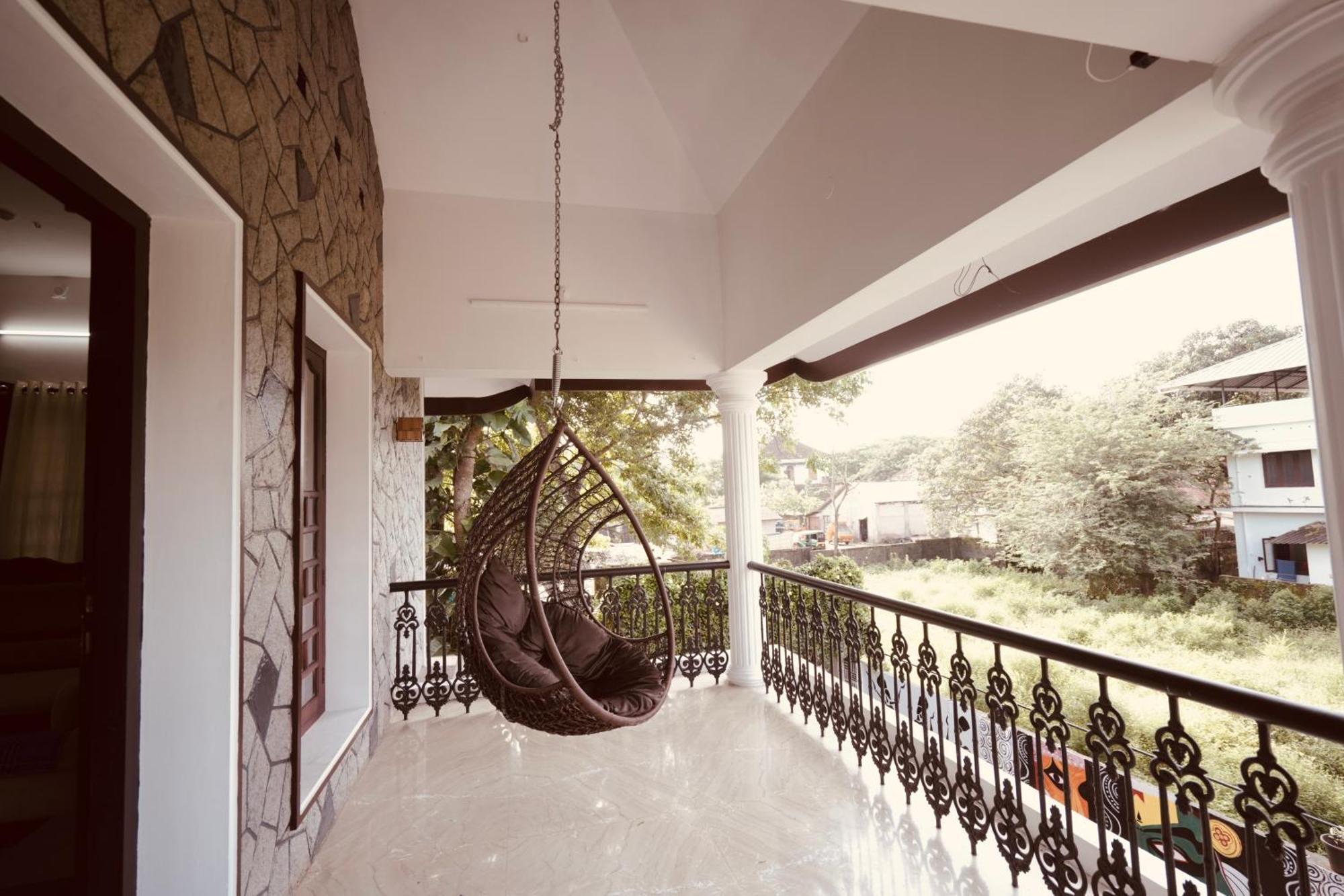 Daffodils Inn Alappuzha المظهر الخارجي الصورة