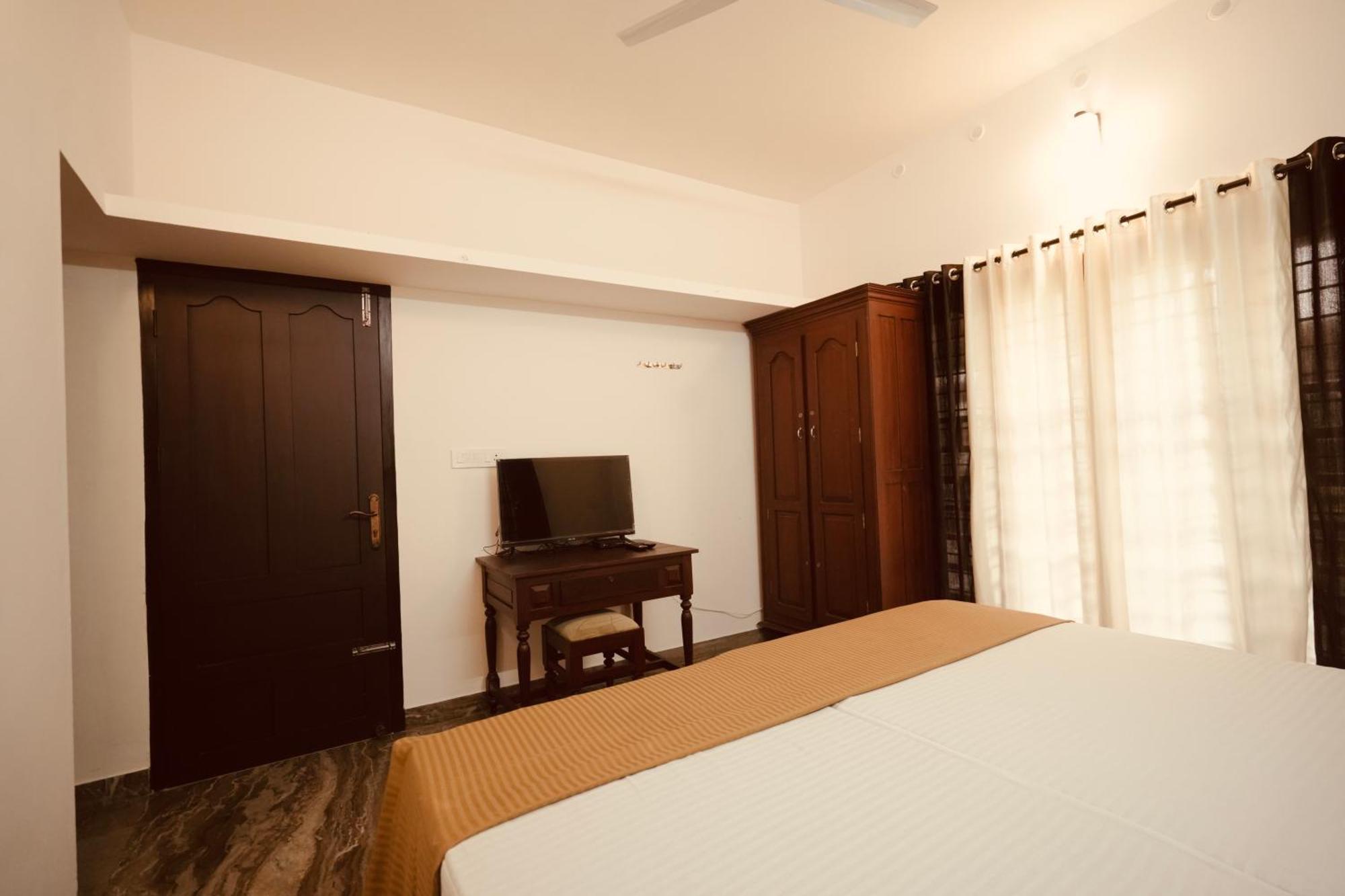 Daffodils Inn Alappuzha المظهر الخارجي الصورة