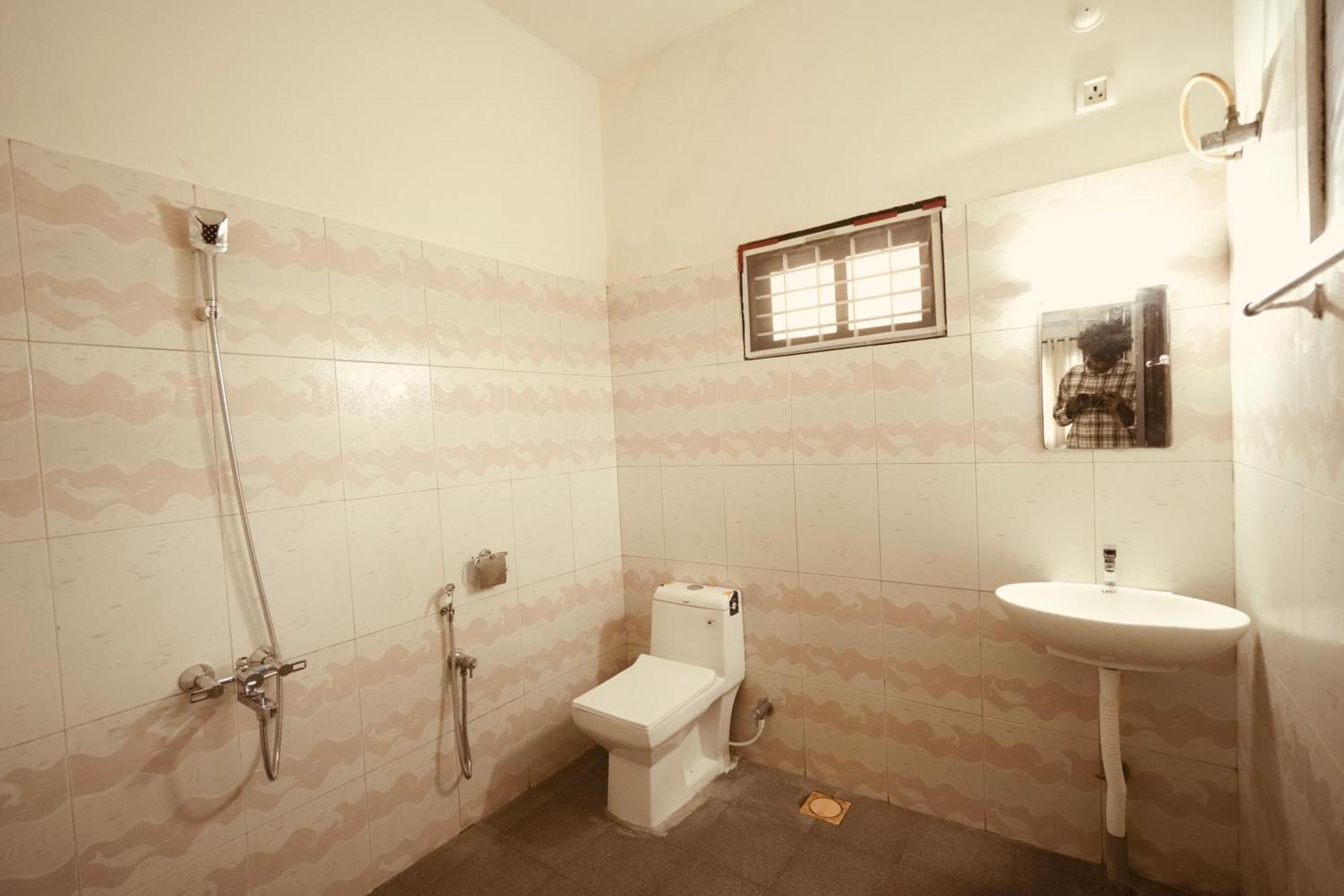Daffodils Inn Alappuzha المظهر الخارجي الصورة